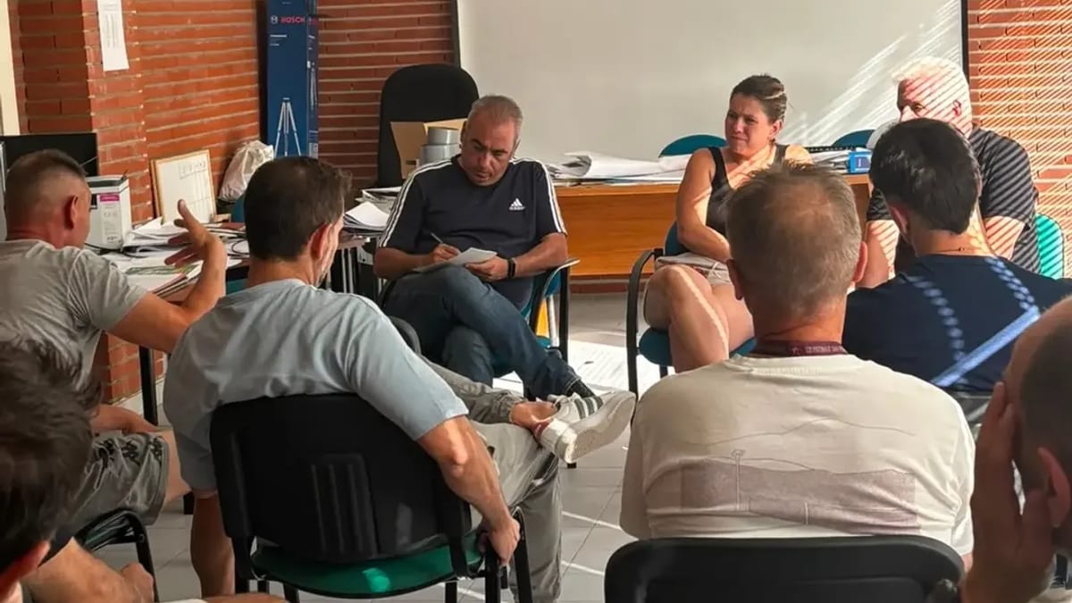 El alcalde Javier Corpa durante la sesión del Consejo Consultivo de Entidades Deportivas en San Fernando de Henares