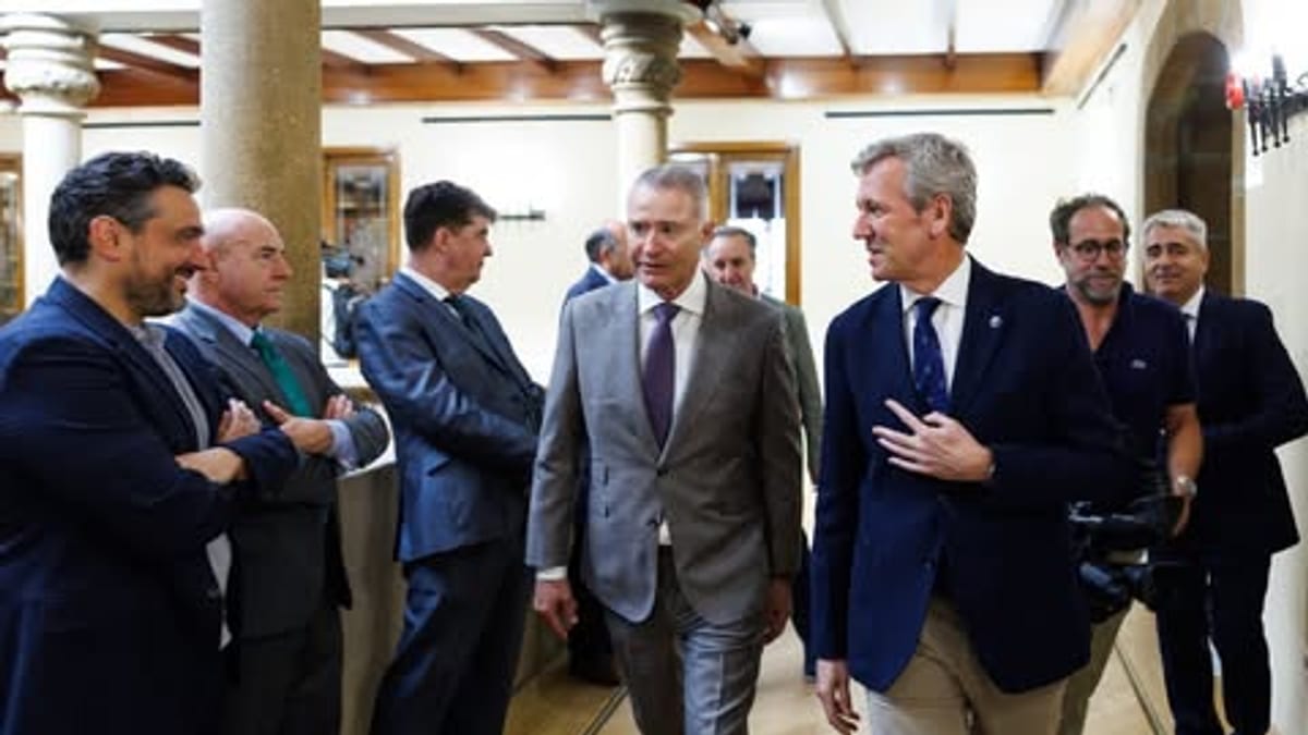 Alfonso Pereira en la inauguración del Consulado Honorario de México en Galicia