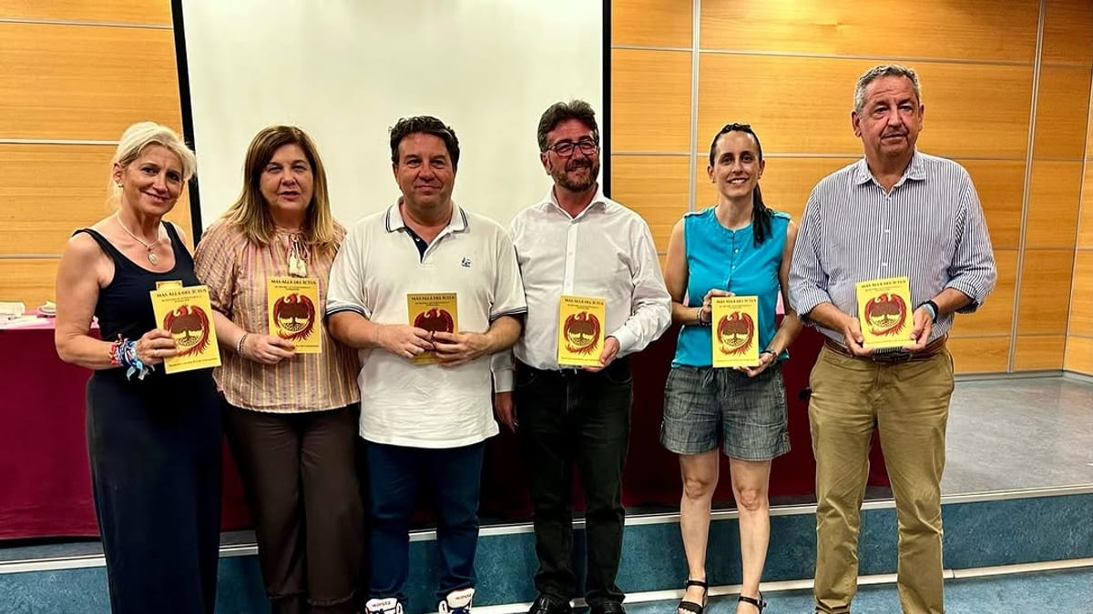 Presentación del libro 'Más allá del ictus' en la Casa de la Cadena de Pinto con Francisco Javier Puche, Fundación Alberto Contador e Inclusive Fundación