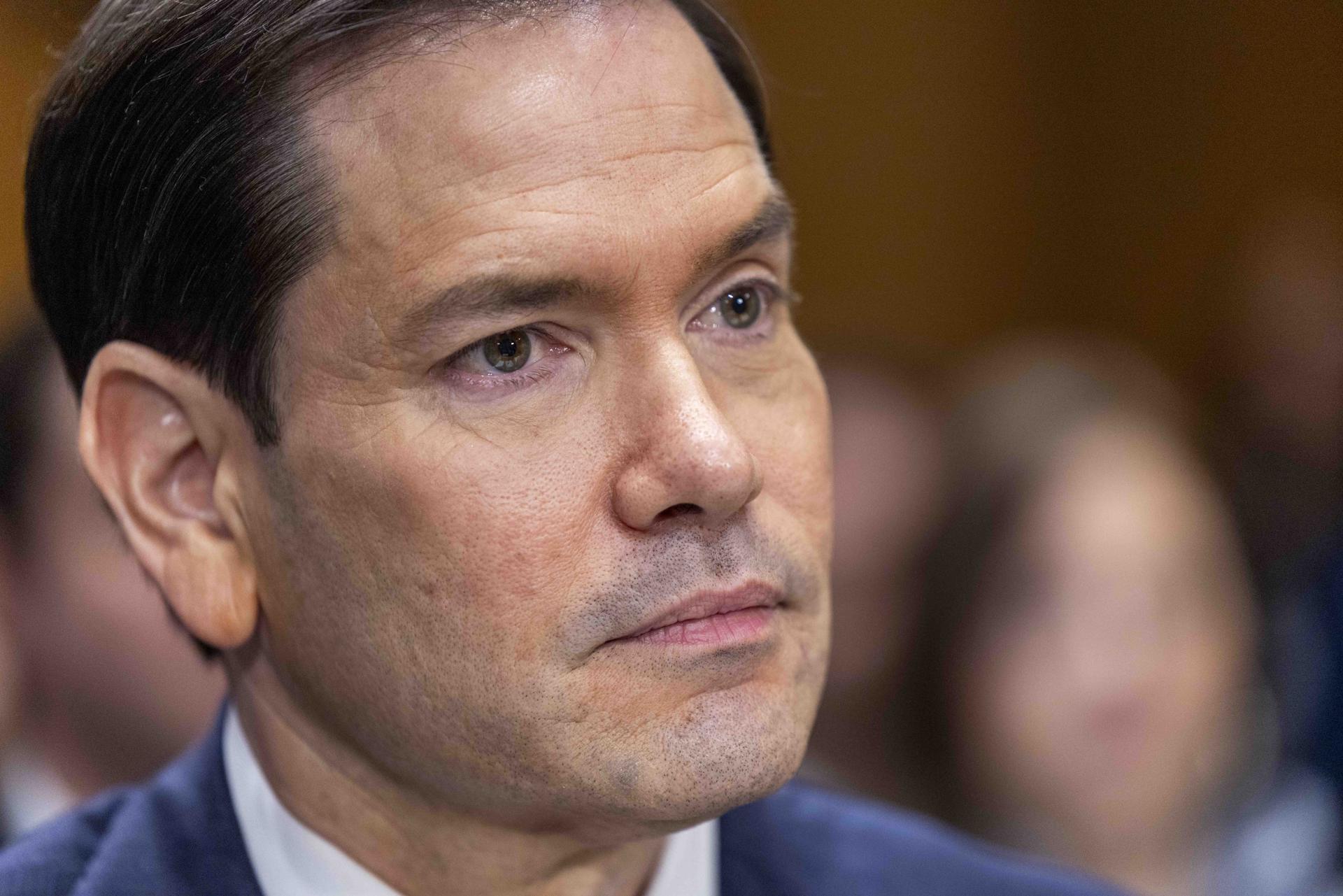 Fotografía de archivo, tomada el pasado 2 de junio, en la que se captó al secretario de Estado de EE.UU., Marco Rubio, durante una comparecencia ante una comisión senatorial, en Washington DC (EE.UU.). EFE/Shawn Thew