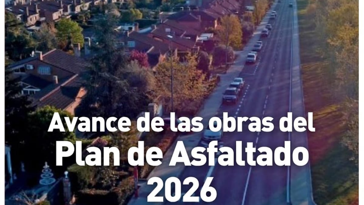 Cartel informativo del Plan de Asfaltado 2026 de Rivas Vaciamadrid mostrando renovación de 20 calles y avenidas