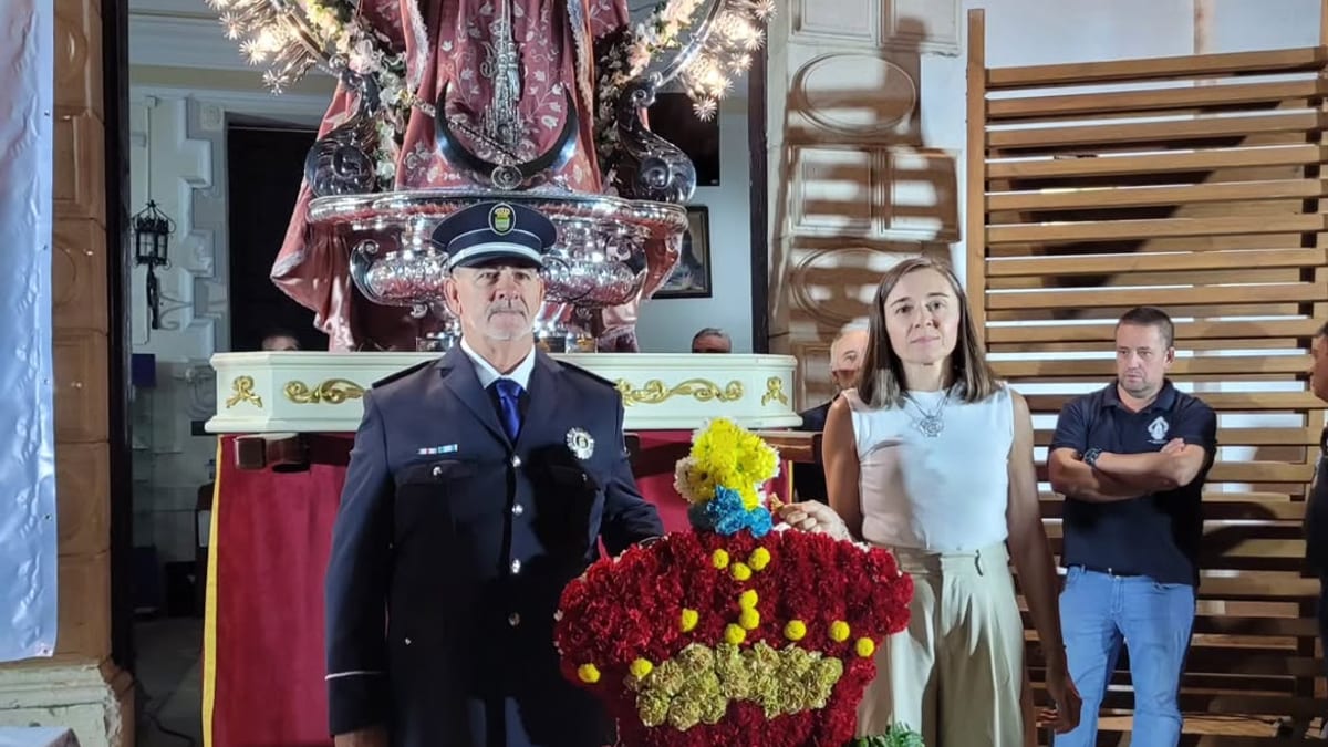 Ofrenda floral a la Virgen del Consuelo en la Ermita de Ciempozuelos durante la inauguración de las fiestas patronales 2026