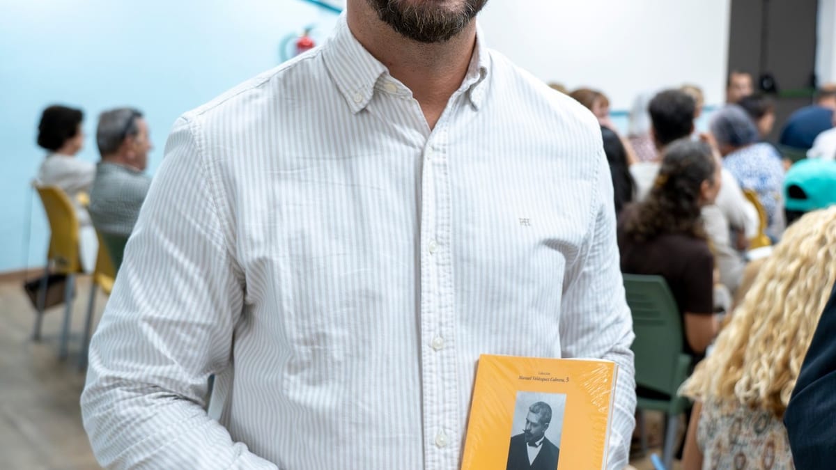 Presentación del libro 'Los majos. Una aproximación a la arqueología' en el Centro Insular de Juventud de Fuerteventura