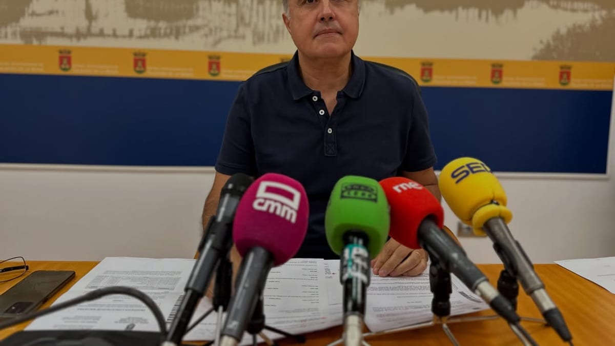 Conferencia de prensa del Ayuntamiento de Talavera de la Reina sobre liquidez municipal para inversiones en 2026