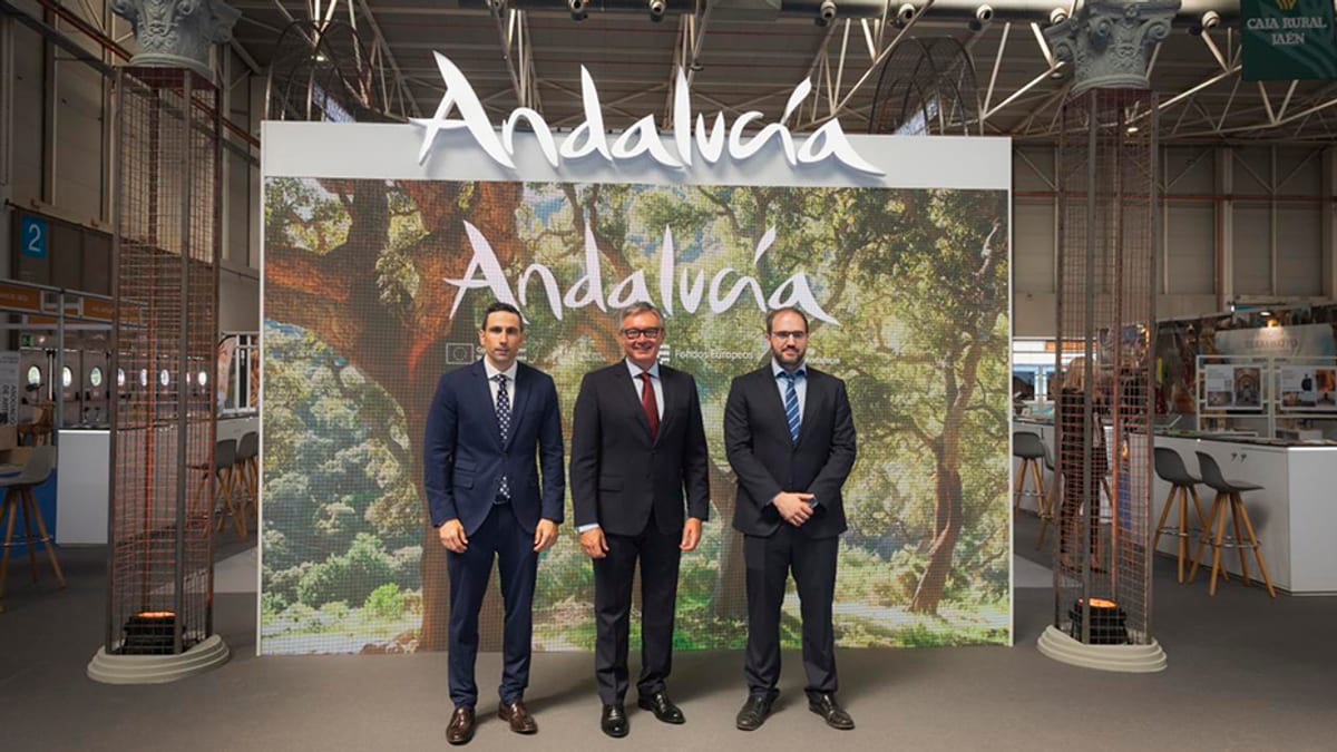 Manuel Gavira presenta datos de turismo interior en Andalucía con alcance de 7 millones de viajeros
