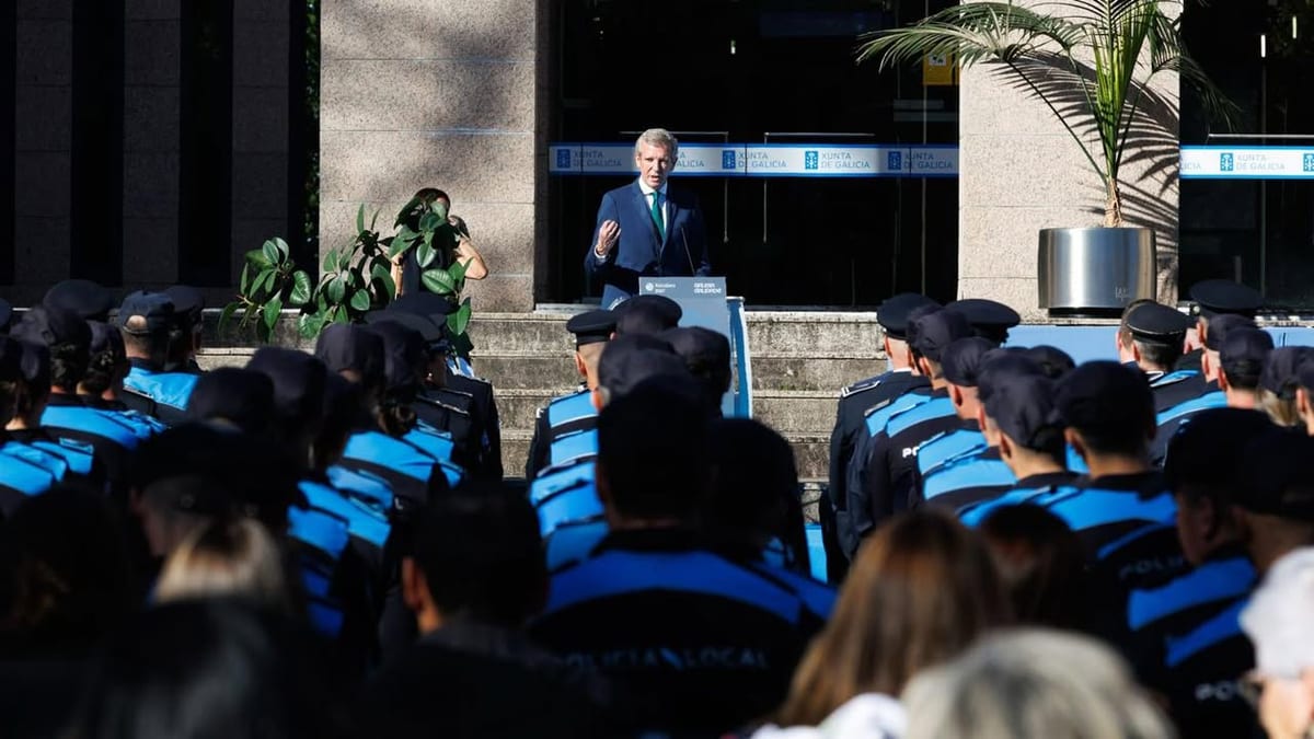 Ceremonia de incorporación de 108 nuevos policías locales en la Academia Galega de Seguridade Pública