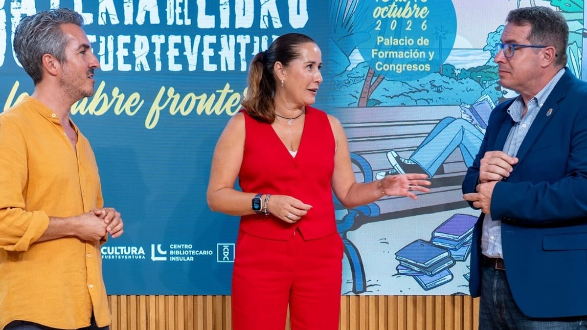 Cartel de la 36 Feria del Libro de Fuerteventura con fechas 15 al 18 de octubre de 2026 en el Palacio de Formación y Congresos