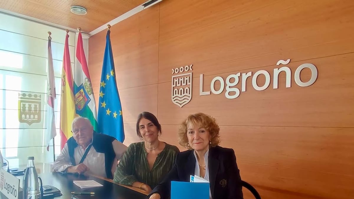 Cartel de la 42.ª Muestra de Teatro de Aficionados en el Auditorio Municipal de Logroño