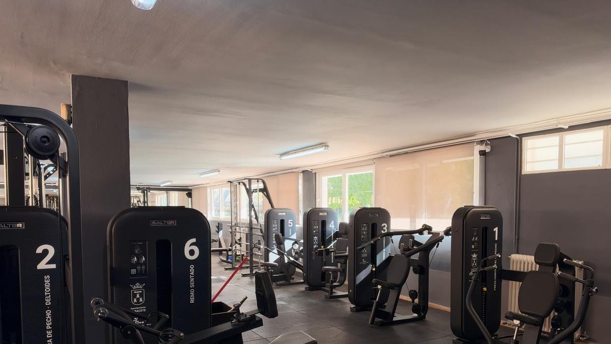 Instalación de aire acondicionado en sala de musculación del complejo Carlos Belmonte de Albacete