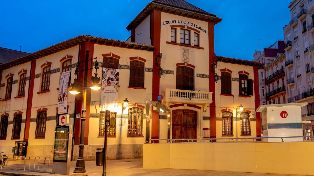 Alumnos de colegios de Alcobendas participan en actividades didácticas de Hispanidad 2026 en el Centro Cultural Pablo Iglesias