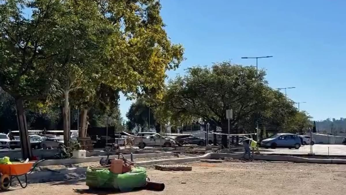 Visita técnica de la alcaldesa Judith Piquet a las obras de ampliación del aparcamiento de Jiménez de Quesada en Alcalá de Henares