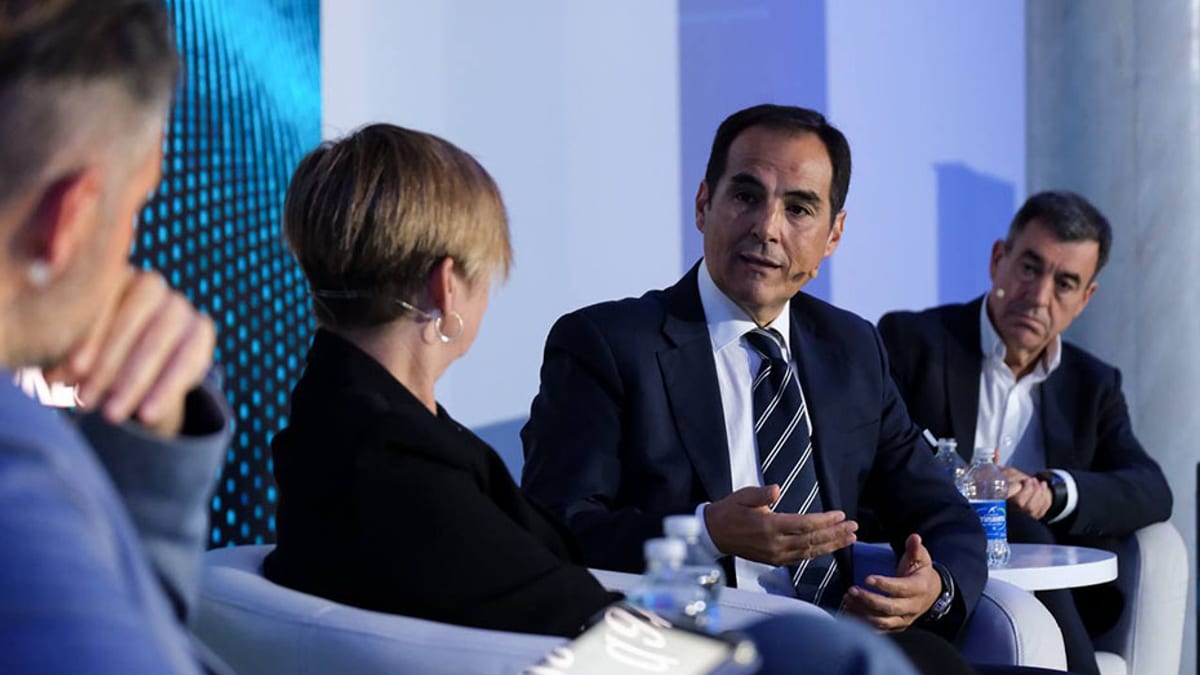 José Antonio Nieto en un panel de discusión sobre inteligencia artificial y transformación digital en Andalucía