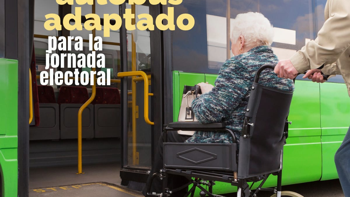 Cartel del Ayuntamiento de Torrelodones anunciando el servicio de autobús adaptado para la jornada electoral del 29 de noviembre