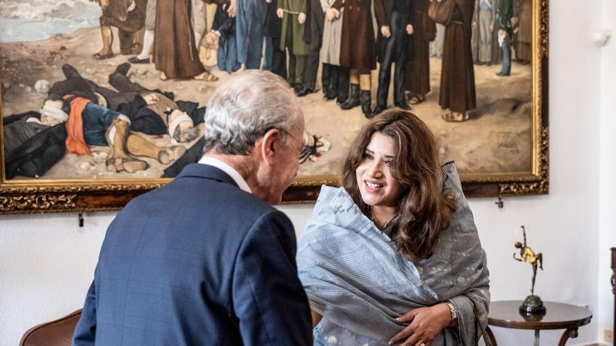El alcalde Paco de la Torre con la ministra Shama Obaed Islam y el embajador Masudur Rahman en el Ayuntamiento de Málaga