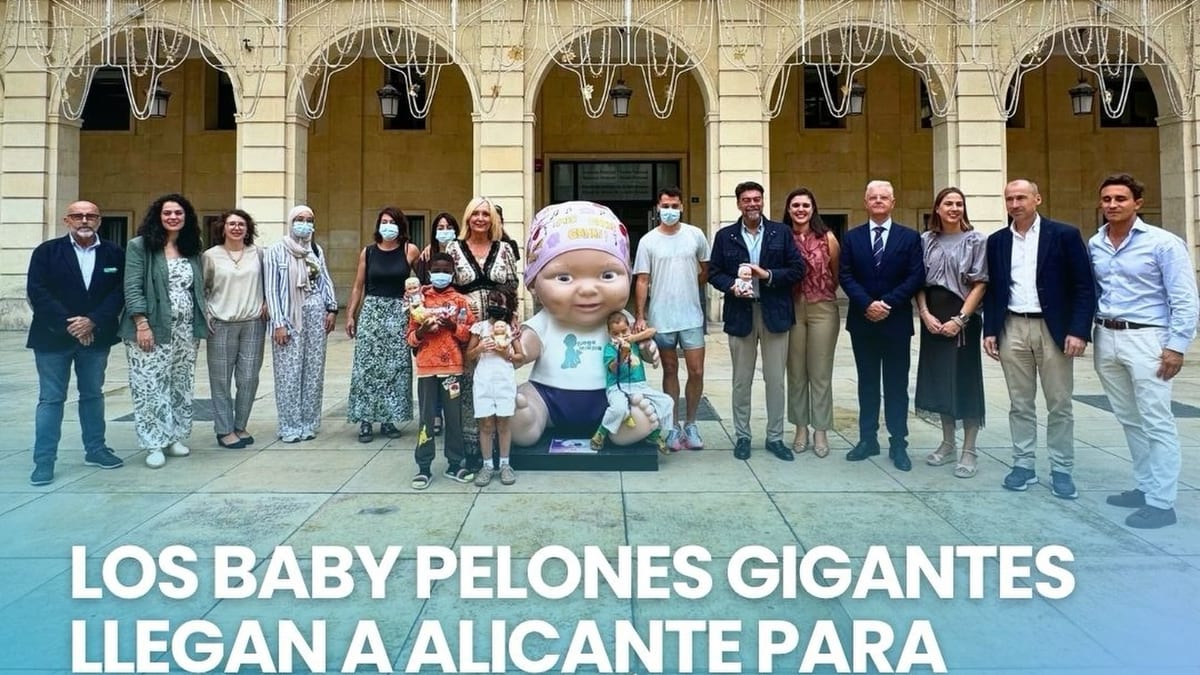 Baby Pelones Gigantes, esculturas de la Fundación Juegaterapia para visibilizar el cáncer infantil en Alicante