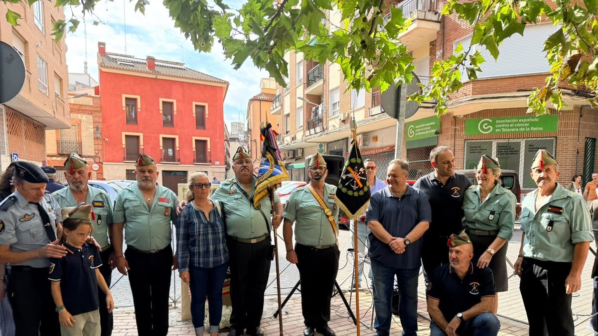 Benedicto García, concejal de Urbanismo de Talavera de la Reina, en el LXXVIII Sábado Legionario junto a miembros de la Asociación Española Centro de Scoltas