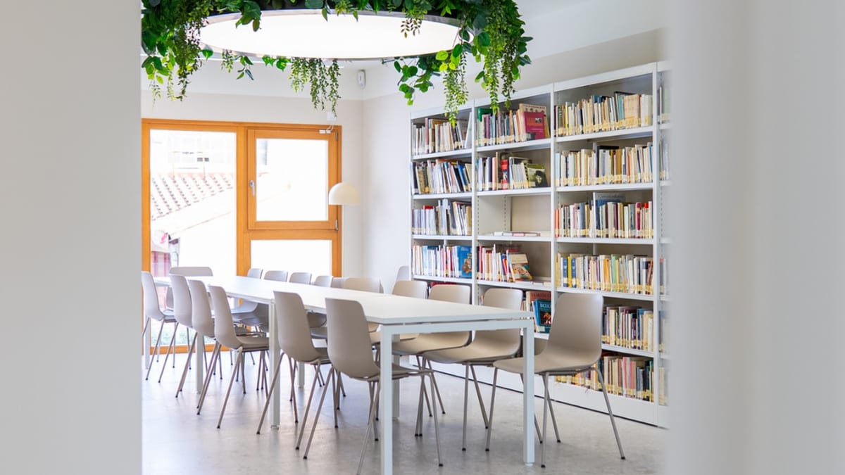 Biblioteca 5.0 de Castellón con logos de financiadores: Unión Europea NextGenerationEU, Ministerio de Cultura y Deporte, Generalitat Valenciana y Ayuntamiento de Castelló