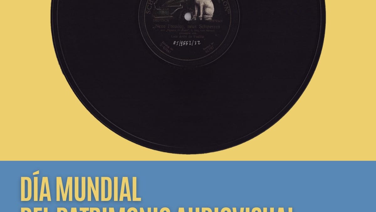 Cartel del Día Mundial del Patrimonio Audiovisual de la Biblioteca Nacional de España con ejemplos de fondos sonoros: discos de pizarra, pódcast, carretes de cinta sonora y rollos de pianola