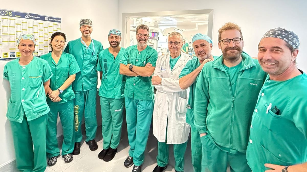 Intervención quirúrgica de aneurisma de aorta mediante cirugía robótica en el Hospital Universitario de Cabueñes