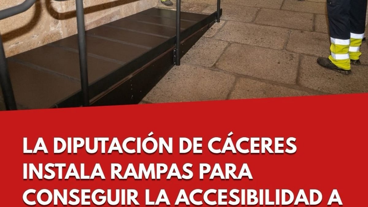 Rampas instaladas en la Concatedral de Santa María de Cáceres para accesibilidad universal
