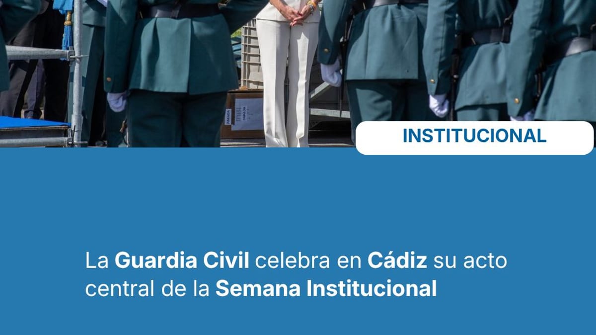 Parada militar y desfile de la Guardia Civil en Cádiz durante la Semana Institucional