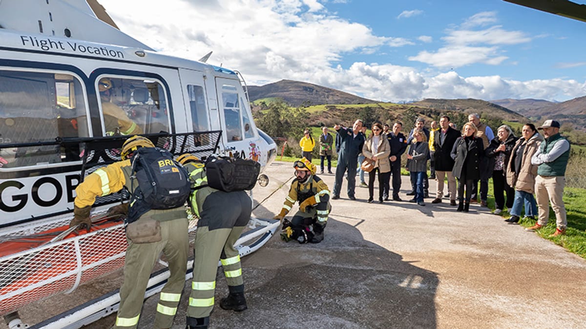 Brigada de Refuerzo de Incendios Forestales (BRIF) con equipamiento y personal especializados en extinción de incendios