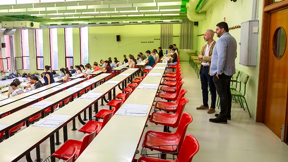 Imagen promocional de oposiciones a cuerpos docentes en Cantabria