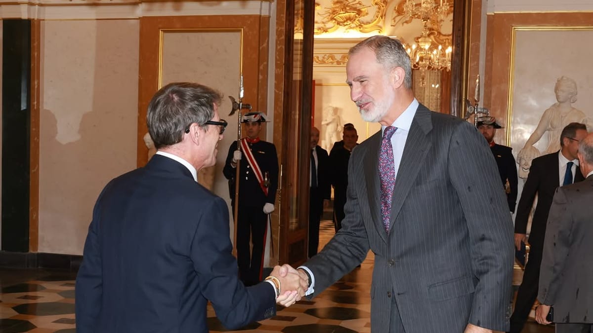 Gonzalo Capellán en el Palacio Real de la Granja de San Ildefonso durante la reunión del Patronato de la Fundación Pro RAE