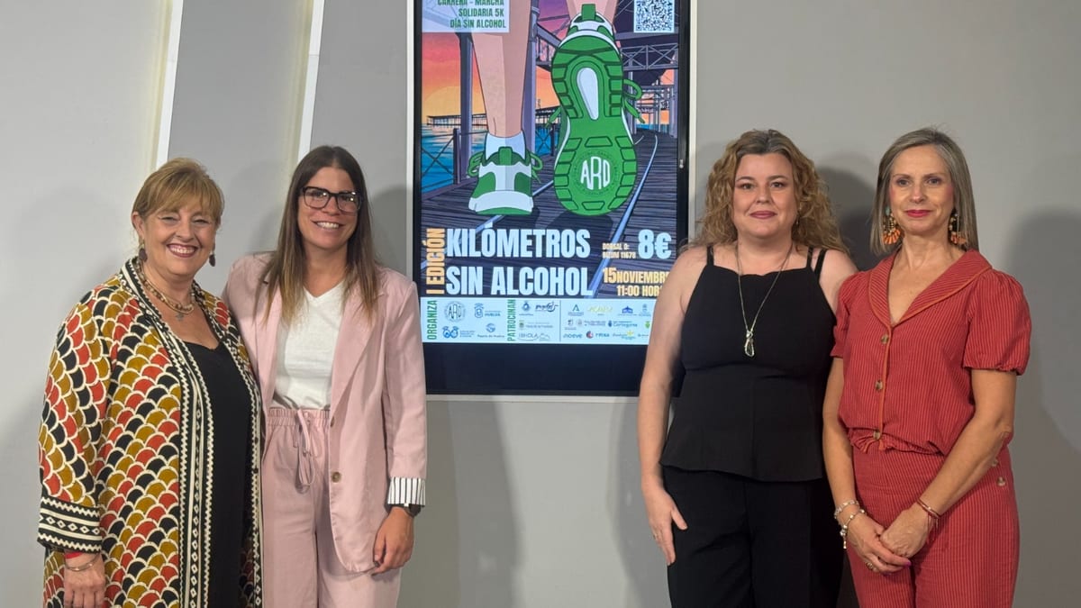 Cartel de la carrera Kilómetros sin Alcohol de 5K organizada por ARO en Huelva el 15 de noviembre a las 13:00 horas con código QR de inscripción
