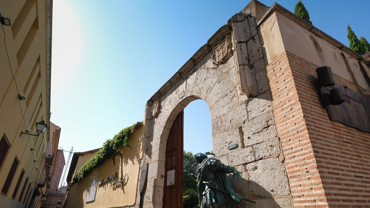 Fachada de la Casa de Zorrilla en Valladolid durante la celebración de la Semana de Estudios Románticos
