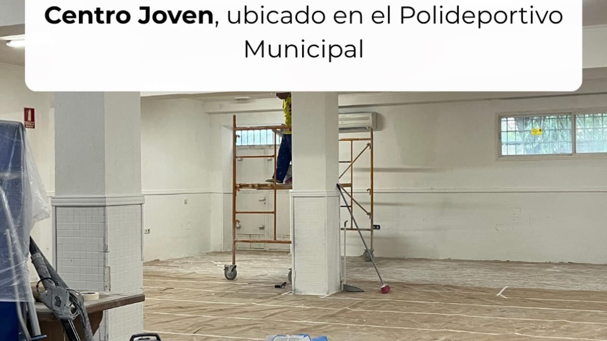 Vista de las obras de rehabilitación del Centro Joven en el Polideportivo Municipal de Aranjuez