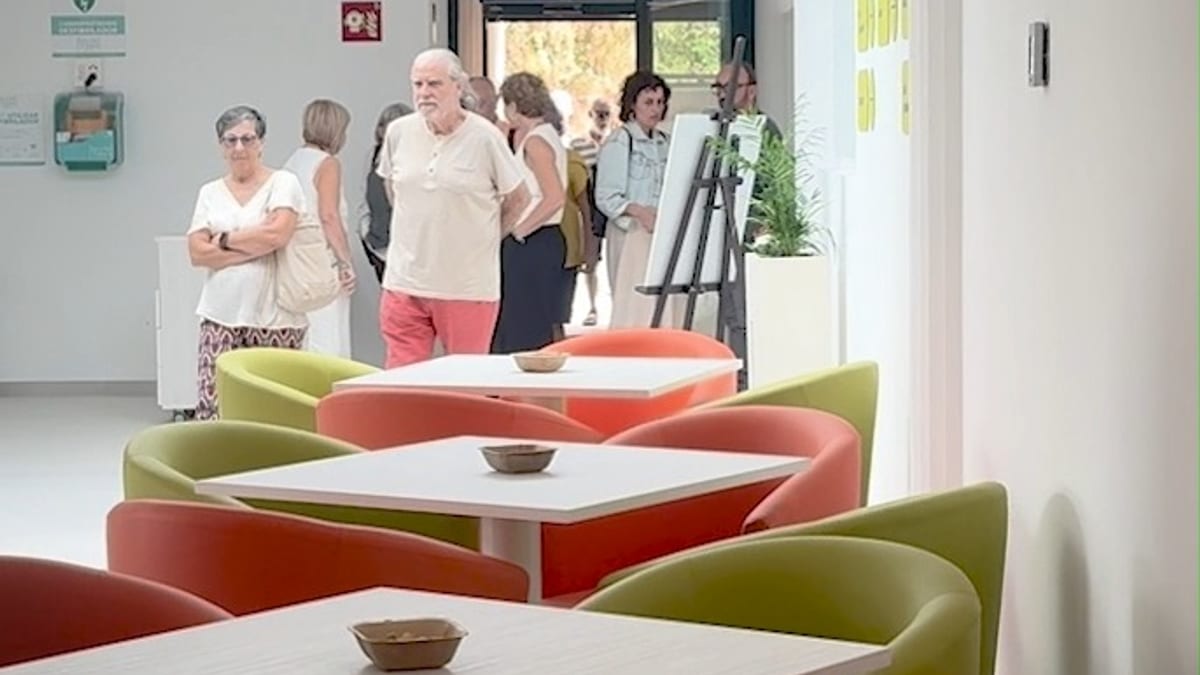 Centro sociocultural de personas mayores El Parque de Rivas Vaciamadrid tras la ampliación y renovación