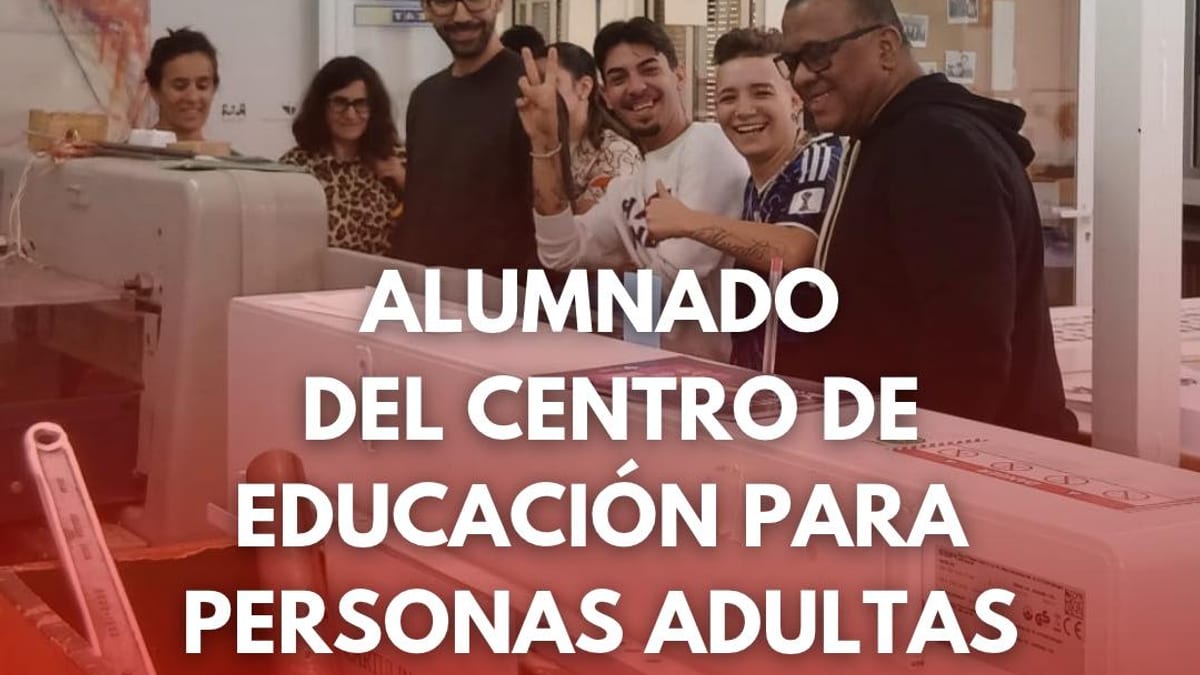 Visita del alumnado del CEPA de Cáceres a la Imprenta Provincial de la Diputación