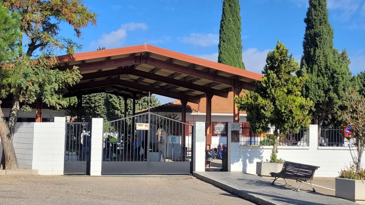 Entrada del cementerio municipal de Ciempozuelos