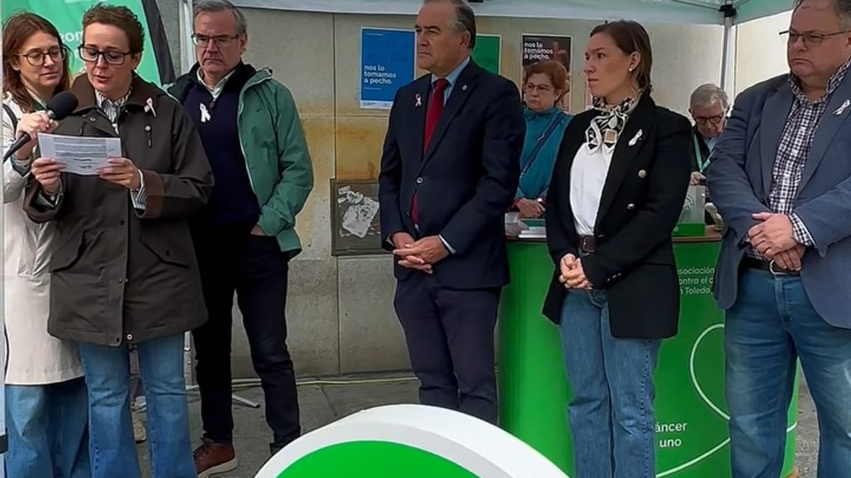 El alcalde José Julián Gregorio se suma a la conmemoración del Día Mundial Contra el Cáncer de Mama