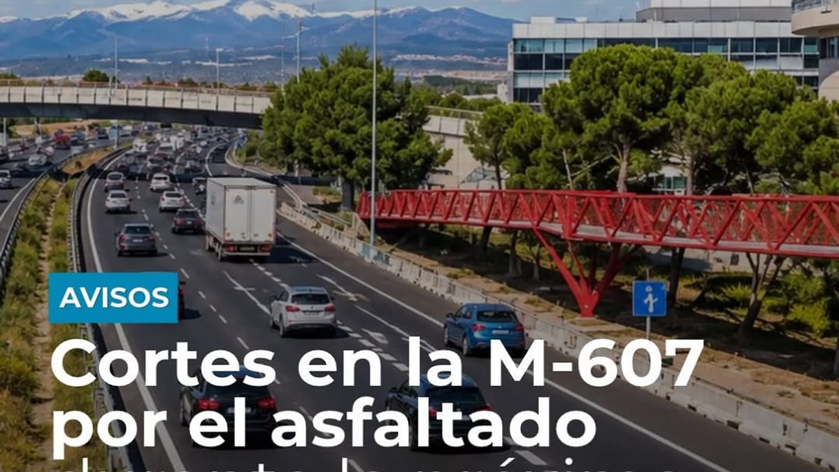 Cartel informativo sobre cortes en la M-607 durante la próxima semana por trabajos de asfaltado