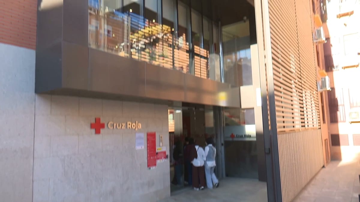 Jornada de puertas abiertas de Cruz Roja Comarcal del Jarama con estudiantes en San Sebastián de los Reyes