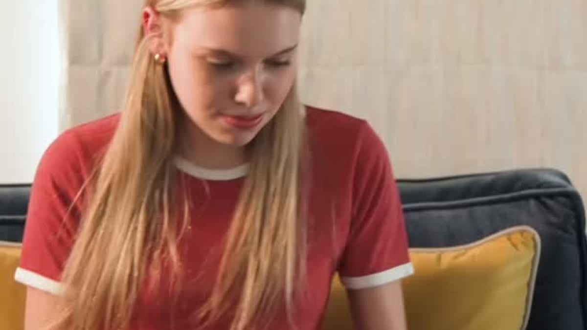 Campaña de concienciación sobre la importancia de la detección precoz del cáncer de mama en el Día Mundial