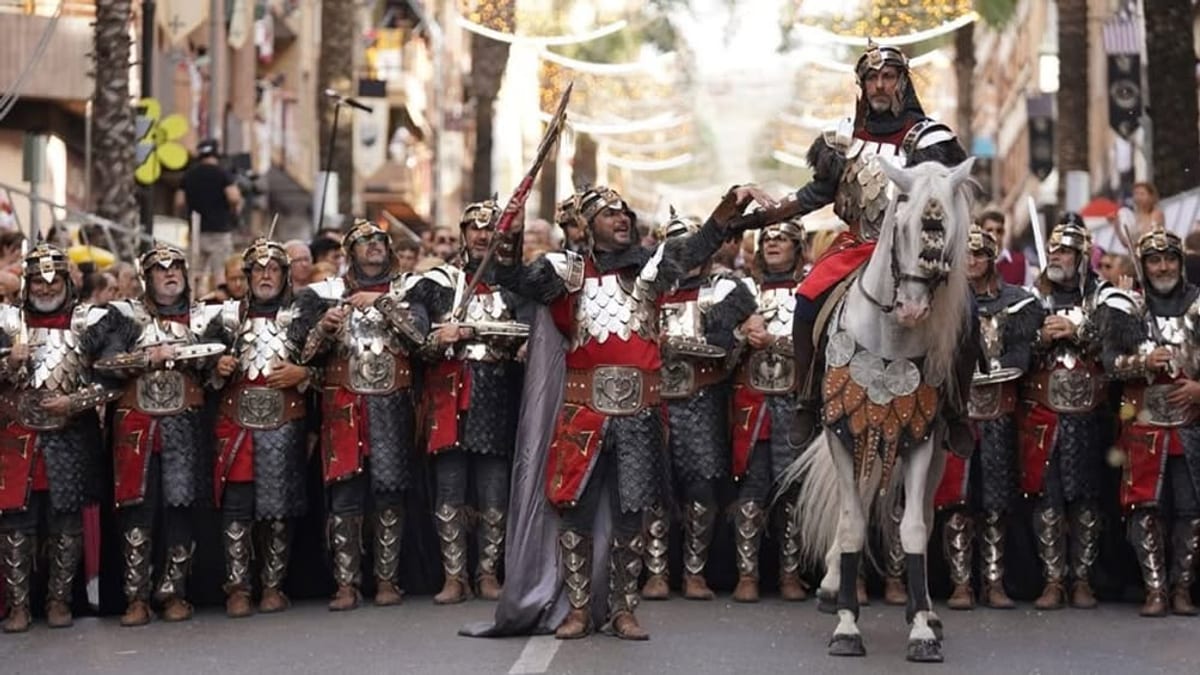 Logo de la Diputació de València con información sobre el reparto de ayudas a comparses de moros y cristianos