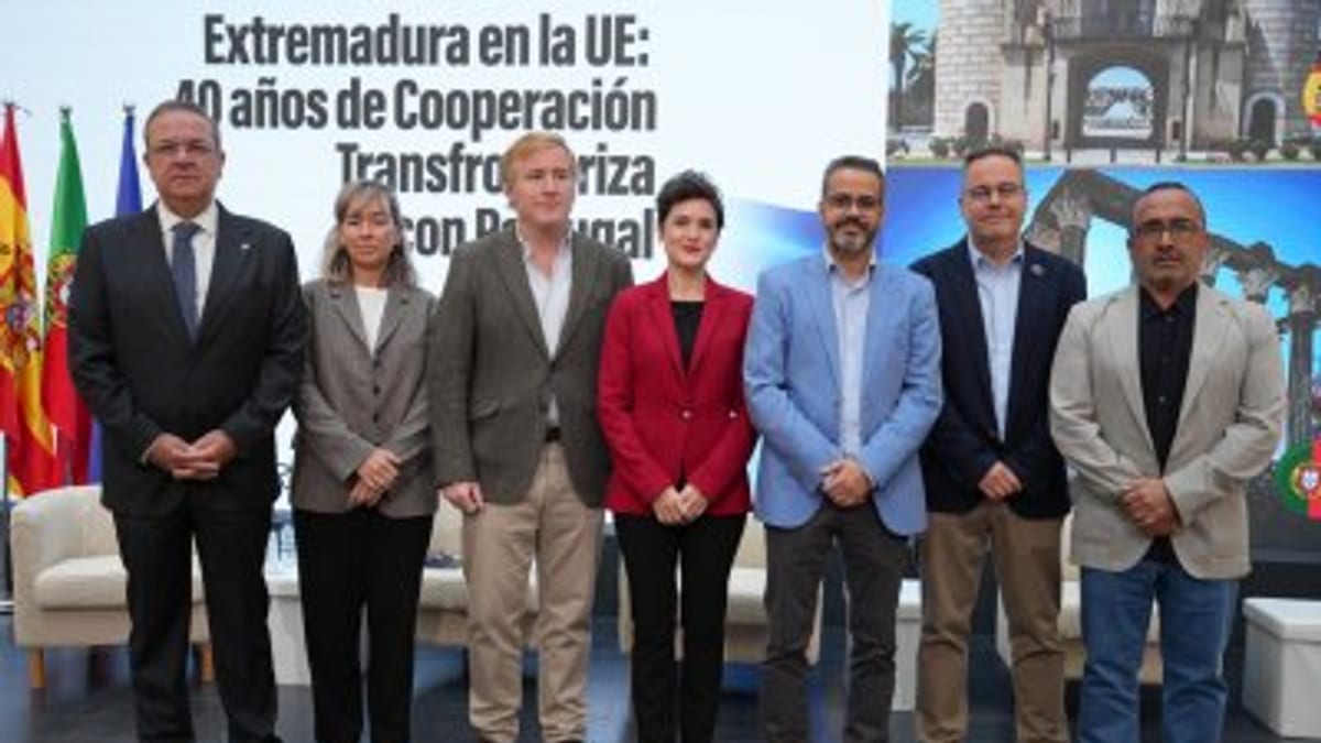 Raquel del Puerto, presidenta de la Diputación de Badajoz, en acto relacionado con la cooperación europea y los 40 años de colaboración construyendo oportunidades