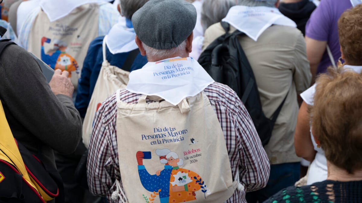 Celebración del Día de las Personas Mayores en Riolobos, provincia de Cáceres, octubre 2023