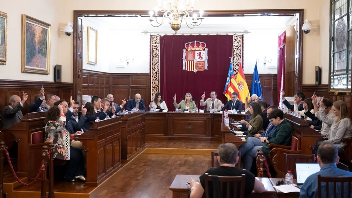 Pleno de la Diputación de Castellón durante la aprobación del Plan Extraordinario Més Esport