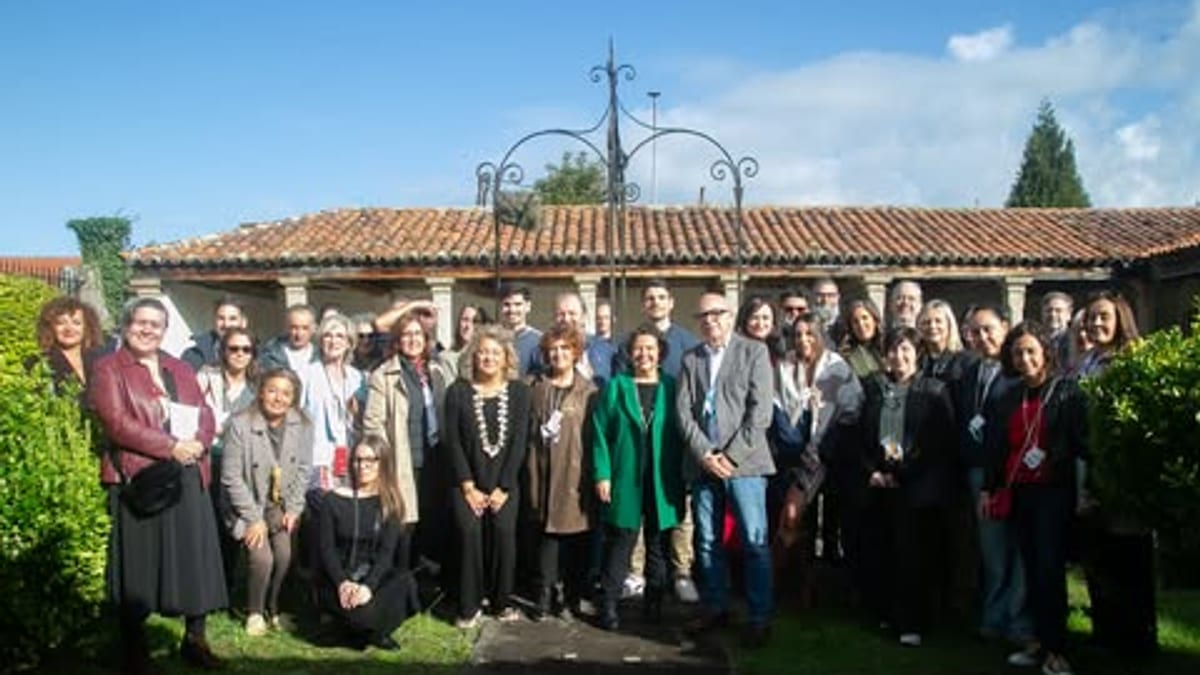 Presentación de las guías de 'A Paisaxe que Sabe' en el Pazo de Arenaza con participación del vicepresidente Xosé Regueira