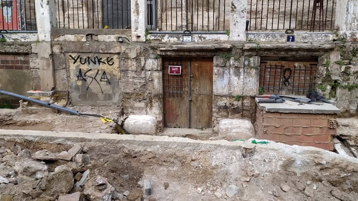 Cartel informativo de la Diputación de Valencia sobre la ampliación del plazo de subvención para las Covetes de Sant Joan