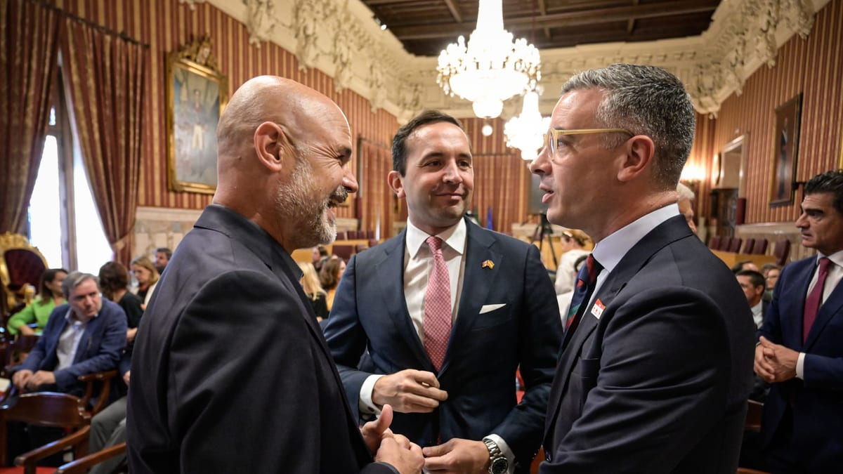 Presentación de la nueva conexión directa Sevilla-Montreal en la Diputación de Sevilla