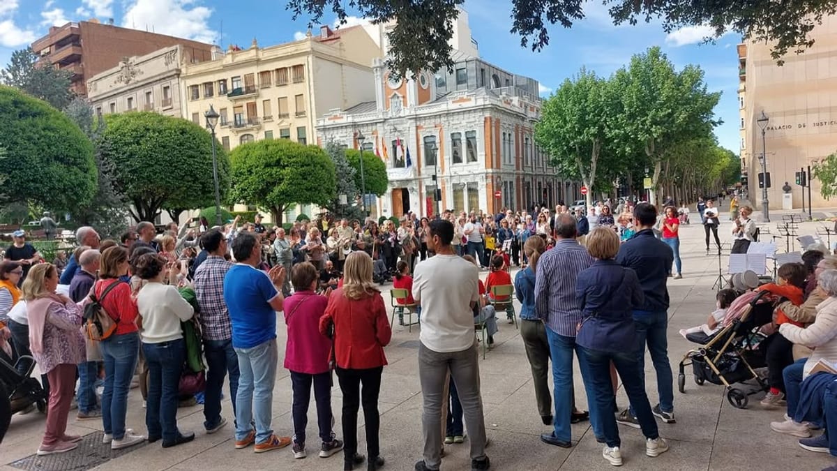 Estudiantes del Conservatorio Profesional de Música Tomás de Torrejón y Velasco presentan actuaciones por Santa Cecilia en Albacete