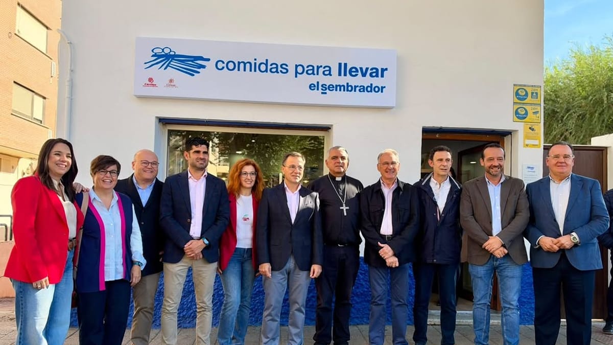 Manuel Serrano asiste a la apertura de El Sembrador para llevar en Albacete, iniciativa de empleo e inclusión social