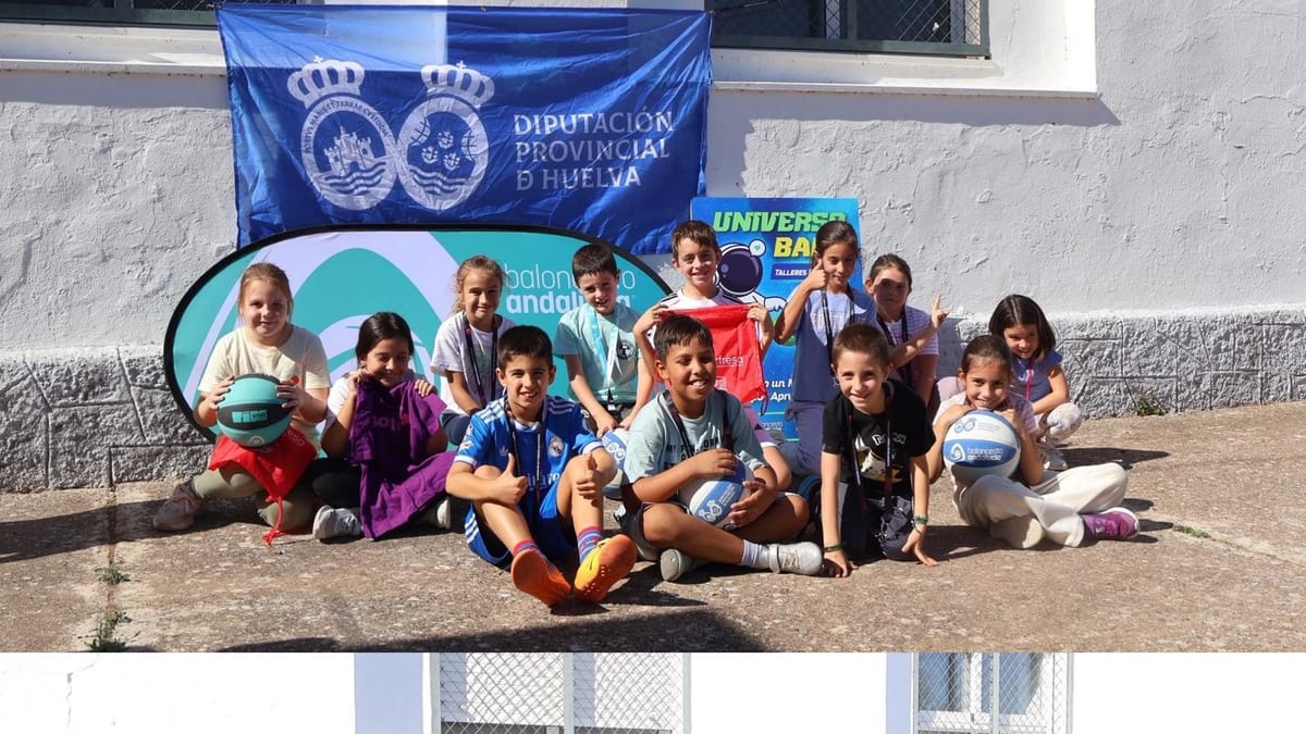 Cartel promocional de la Red Baloncesto 360 con el logo de la Diputación Provincial de Huelva y referencias al programa Universo Baby