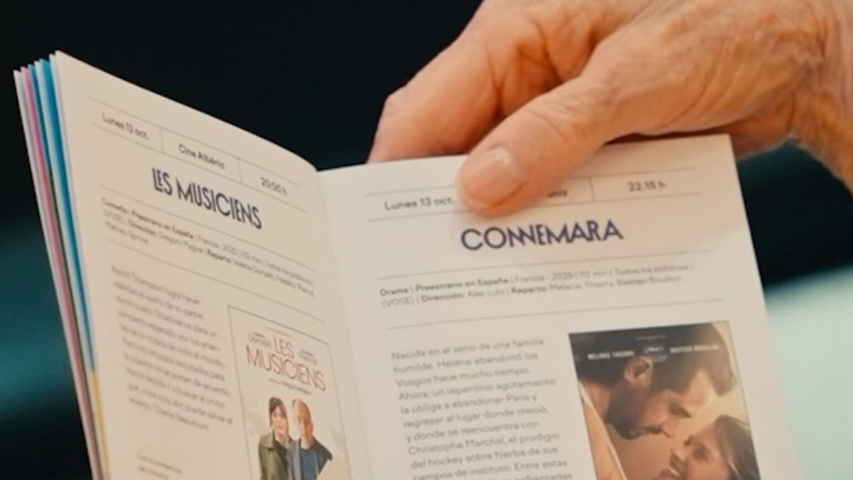 Cartel de la 32 edición del Festival de Cine Francés de Málaga con títulos de películas destacadas como Les Musiciens y Connemara