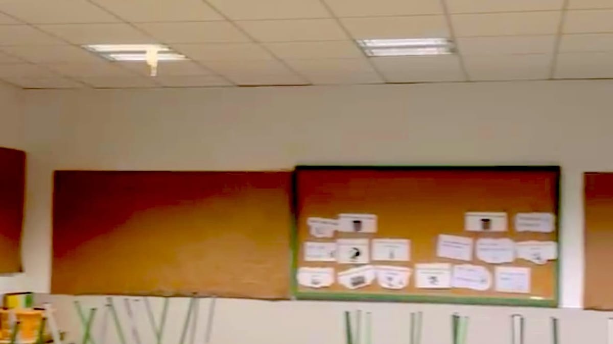 Instalación de paneles solares fotovoltaicos y sistemas de climatización en centros educativos de Torrijos